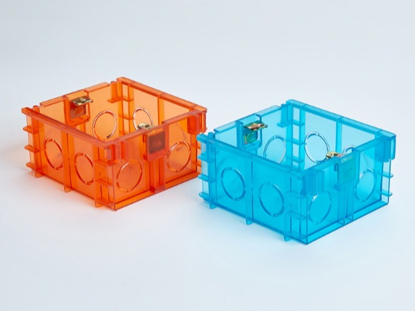 PVC紅藍(lán)透明86無(wú)縫式接線底盒